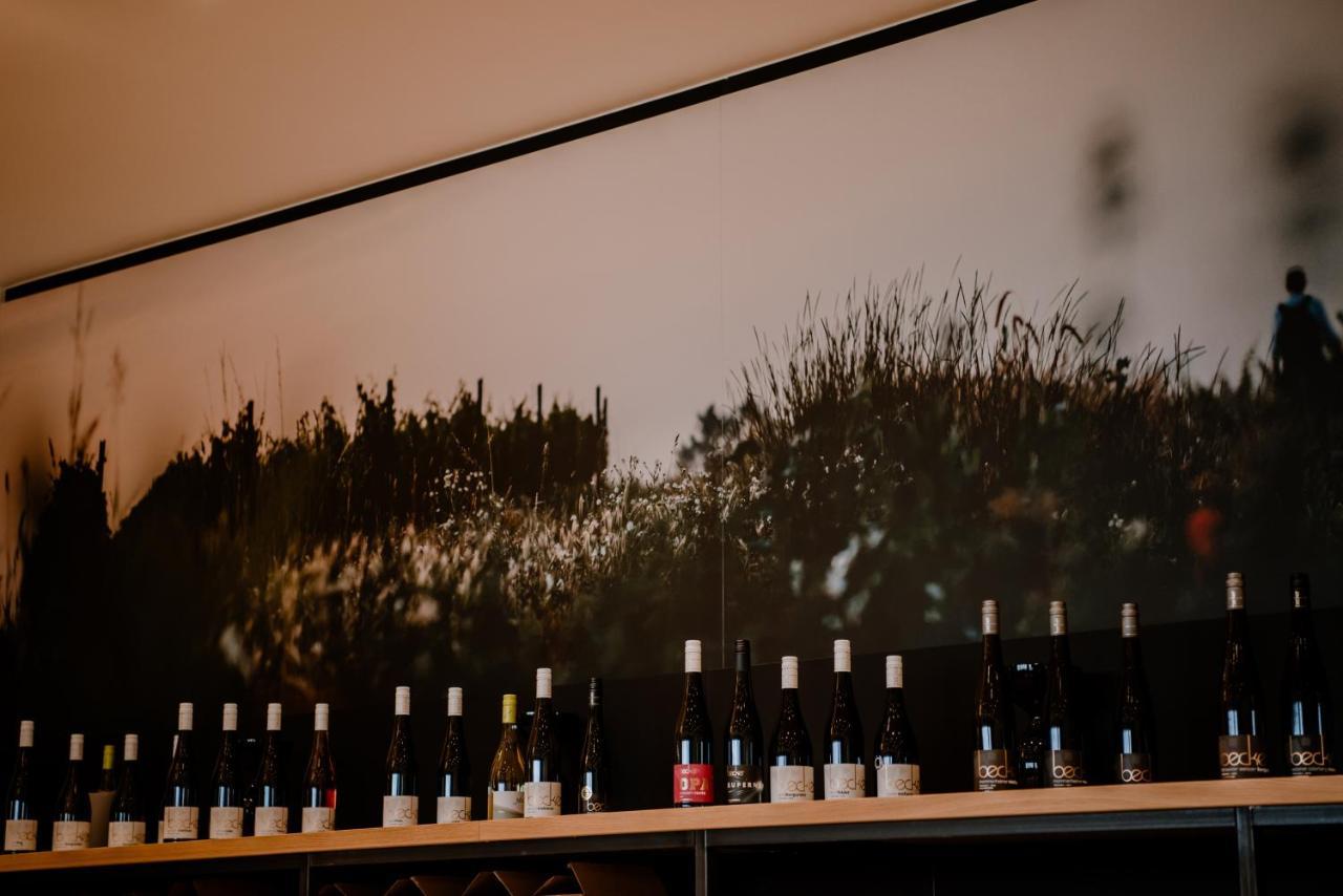 Weinzuhause Hotel-Restaurant-Vinothek Mommenheim Екстериор снимка