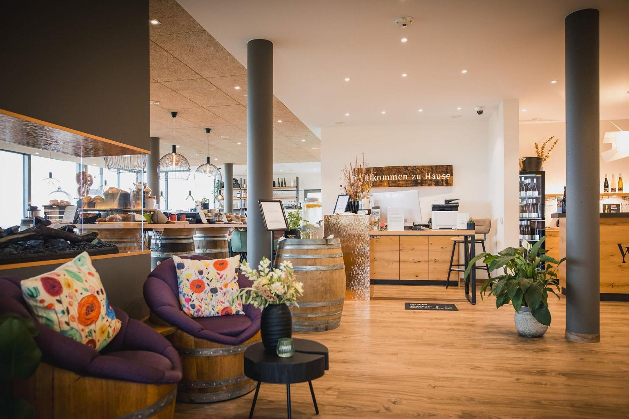 Weinzuhause Hotel-Restaurant-Vinothek Mommenheim Екстериор снимка