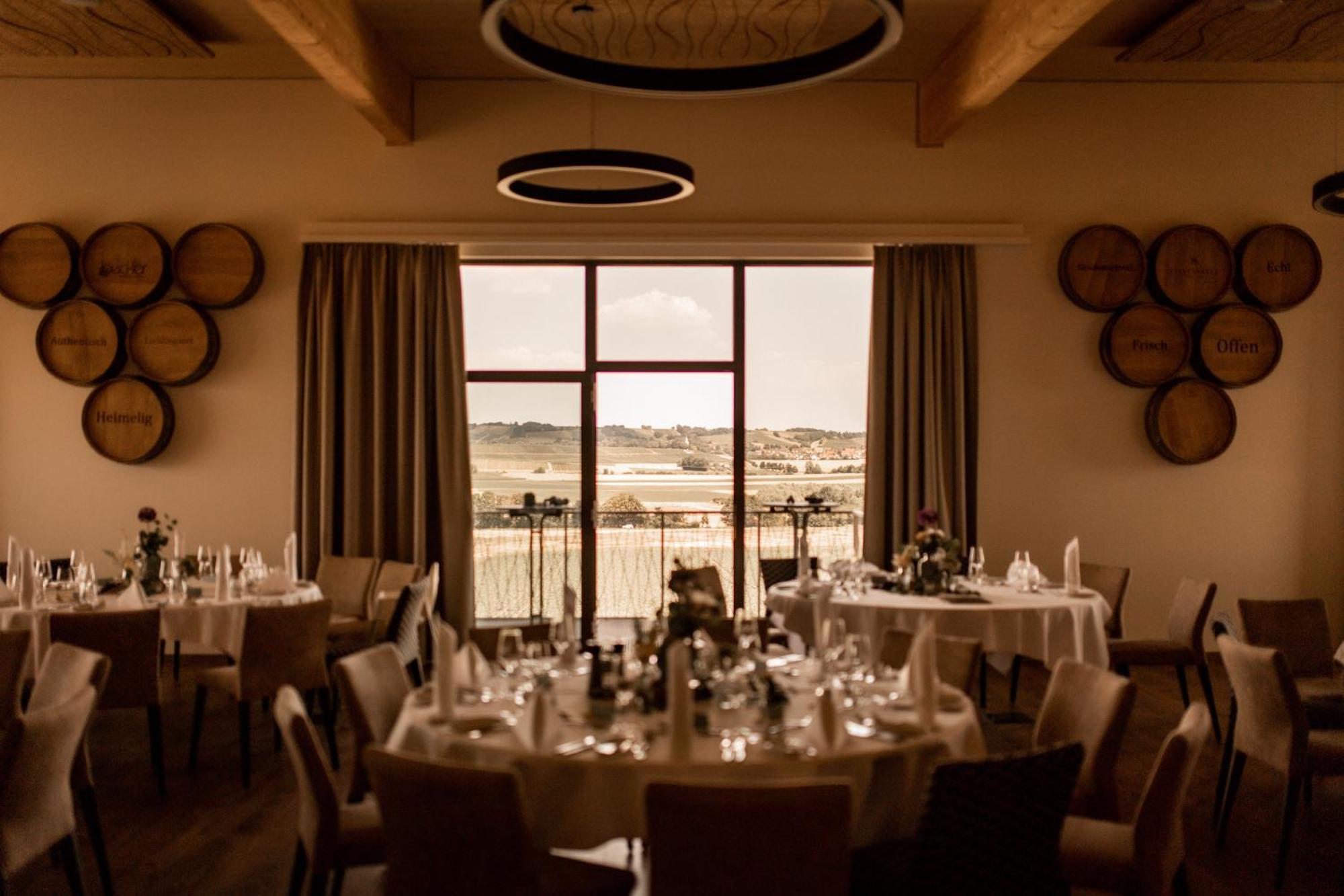 Weinzuhause Hotel-Restaurant-Vinothek Mommenheim Екстериор снимка